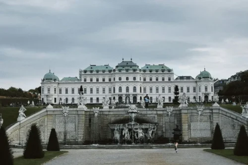 Les plus beaux palais de Vienne : guide des chefs-d&rsquo;œuvre impériaux